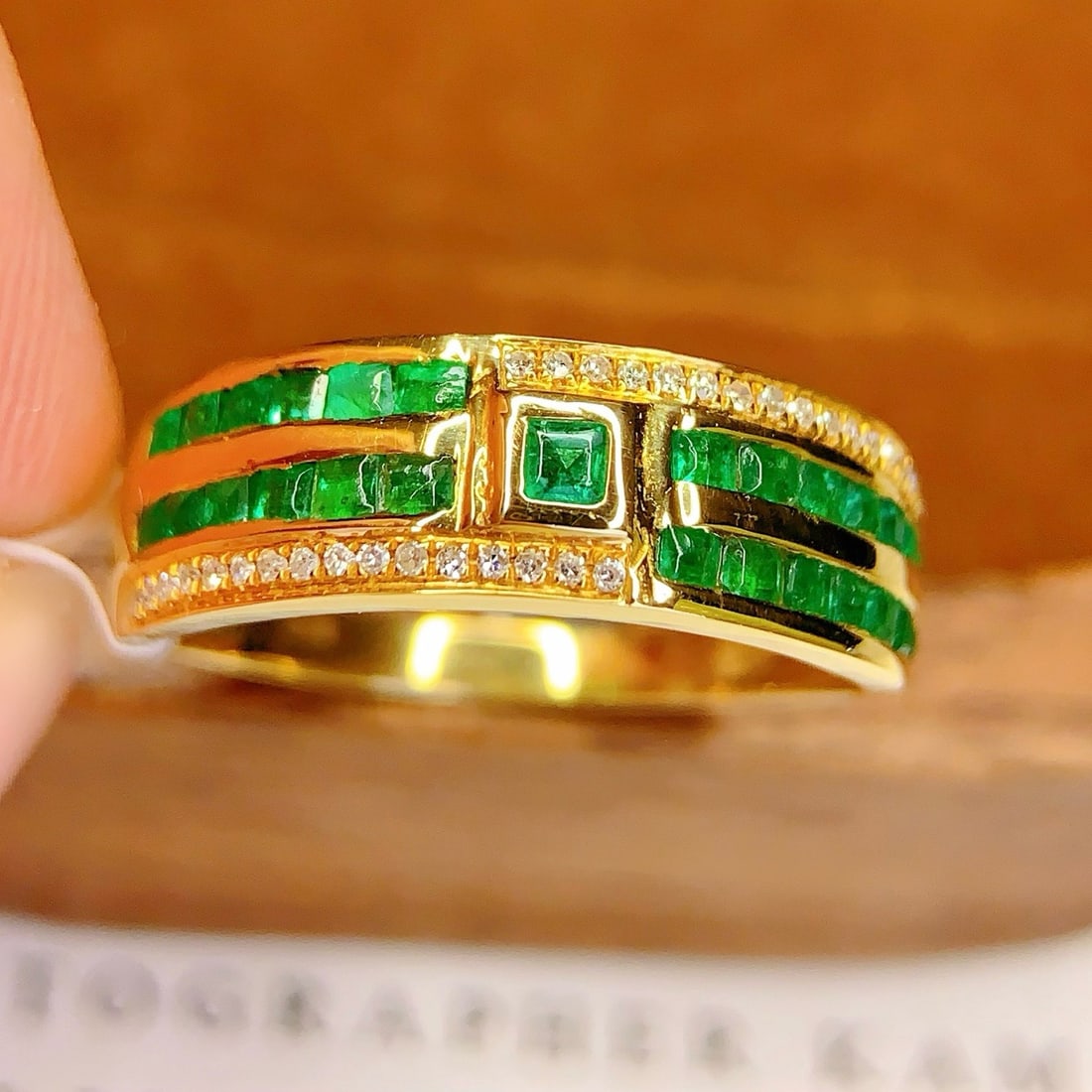 14k Gold 1.2 Ct Natural Emerald & Diamond Ring - 2