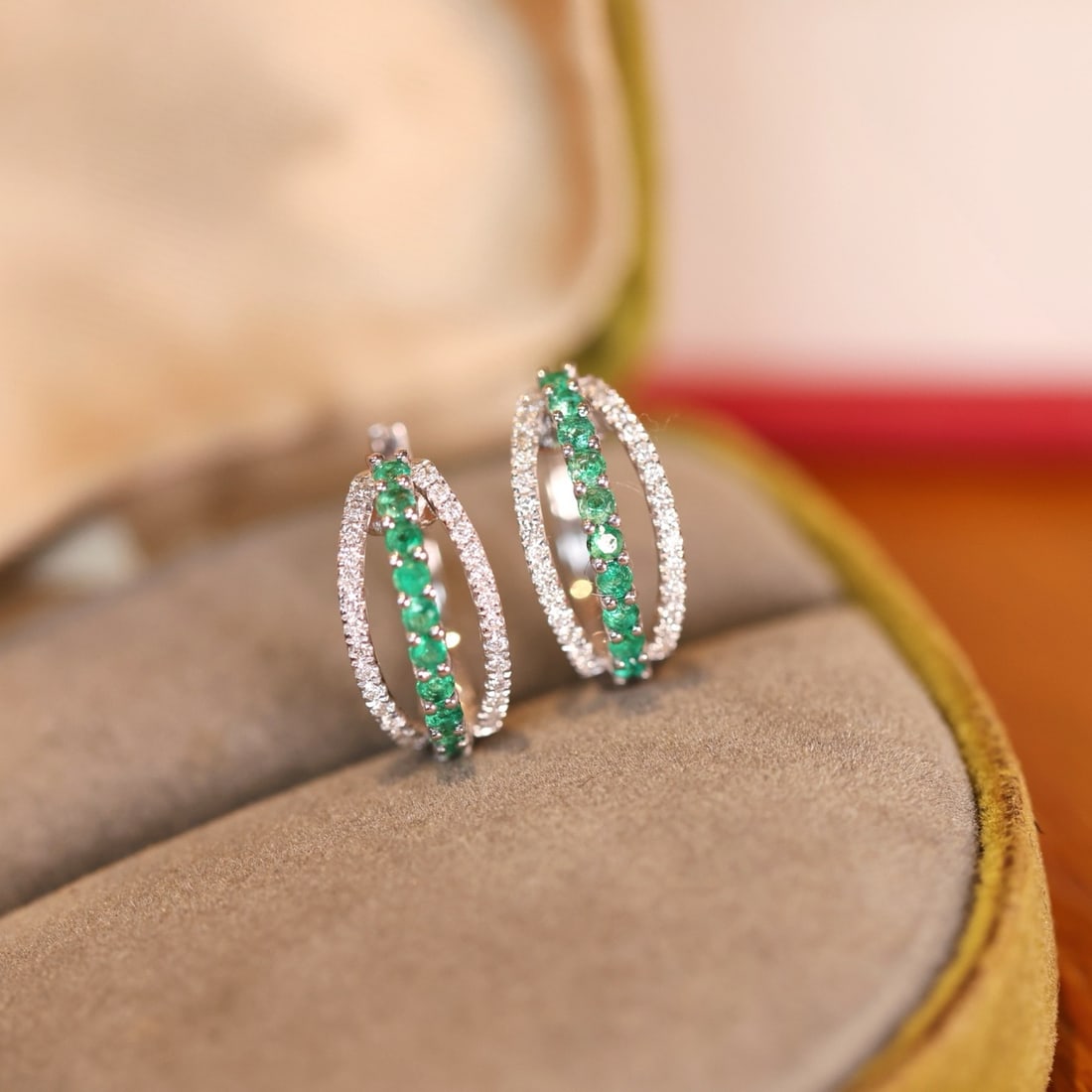 14k Gold 0.54 Ctw Natural Emerald & Diamond Earrings - 2