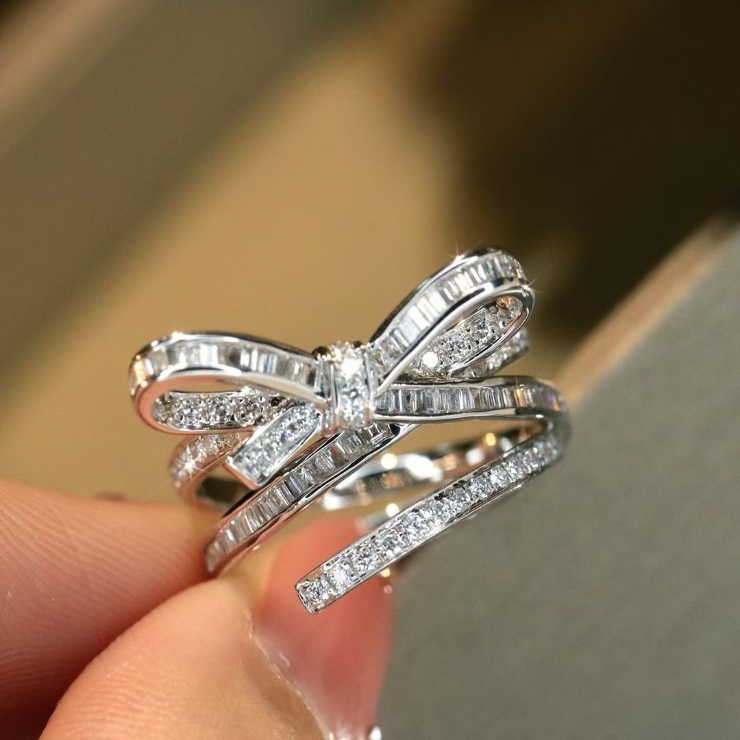 14k Gold 0.8 Ct Natural H Diamond Ring: Ref:231190420 // gold content:14k gold // ring size:7. 25us // // main gemstone:diamond // shape:multiple // carat weight:0. 8ct // clarity grade:vs-si // color:h // treatment:natural // Condition: