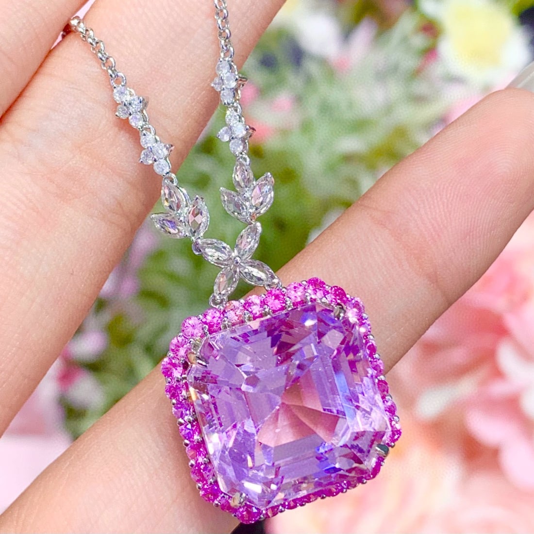 14k Gold 28.6 Ct Natural Kunzite & Diamond & Sapphire Necklace - 4