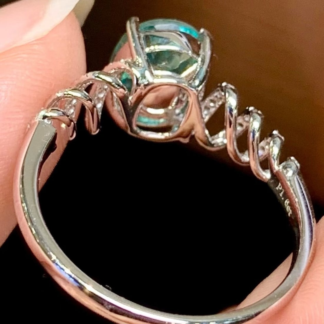 14k Gold 1.6 Ct Natural Paraiba Tourmaline & Diamond Ring - 3