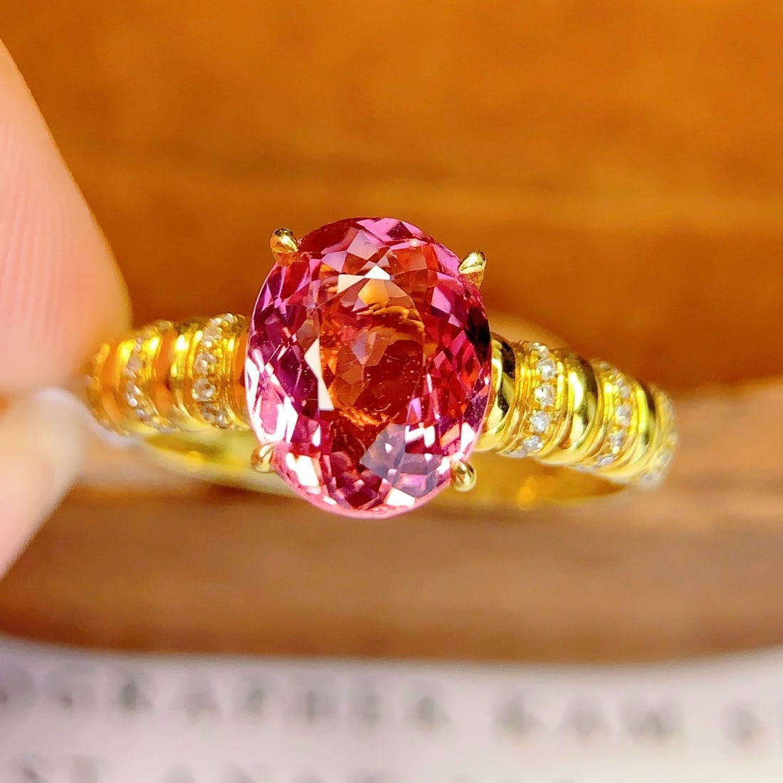 14k Gold 2.4 Ct Natural Tourmaline & Diamond Ring: Ref:231190439 // gold content:14k gold // ring size:7. 25us // // main gemstone:tourmaline // shape:oval // carat weight:2. 4ct // color:pink // treatment:natural // // adjacent gemstone 2 : diamond /