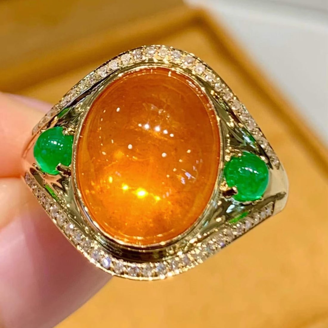 14k Gold 8.2 Ct Natural Spessartine & Diamond & Emerald Ring - 2