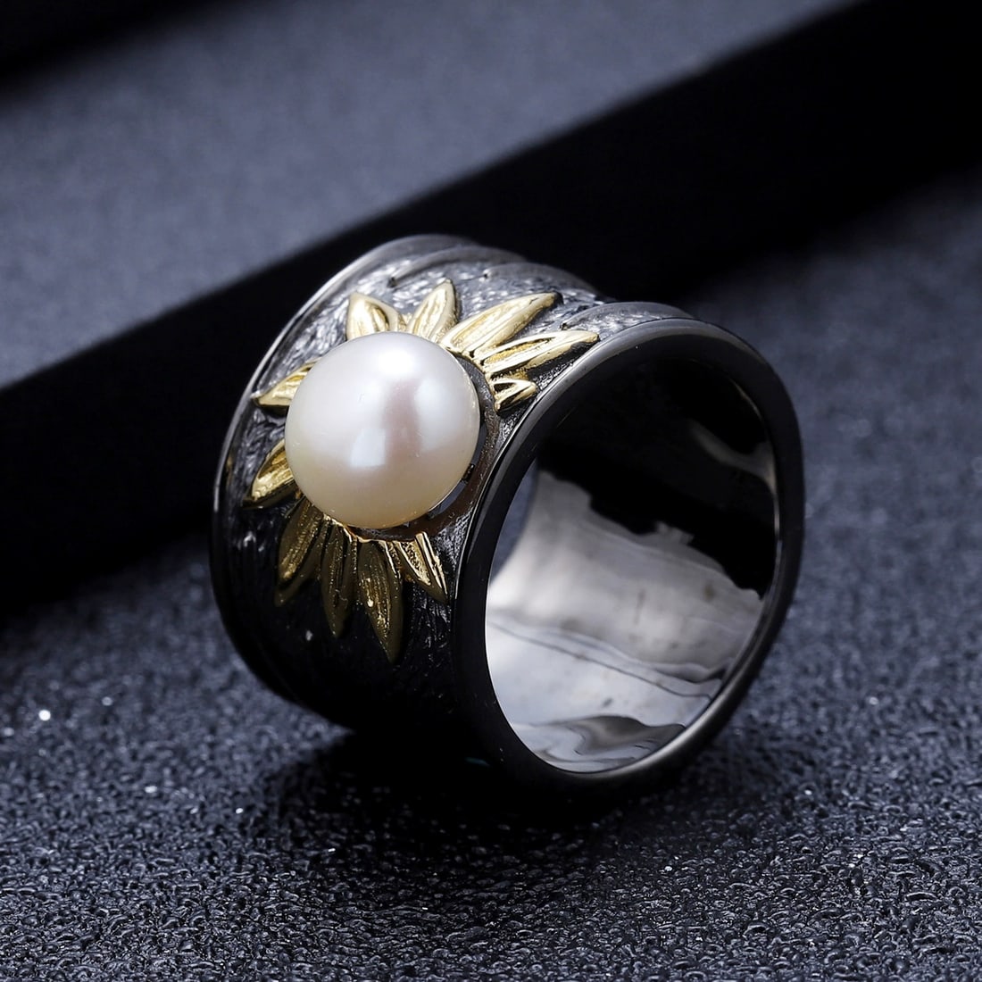 925 Sterling Silver Natural Fresh-water Pearl Ring - 5