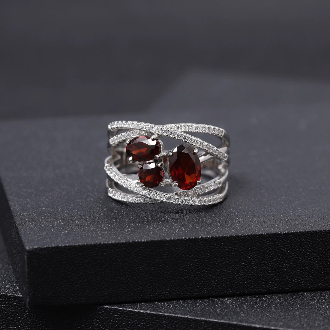 925 Sterling Silver Natural Garnet & Cubic Zirconia Ring - 8