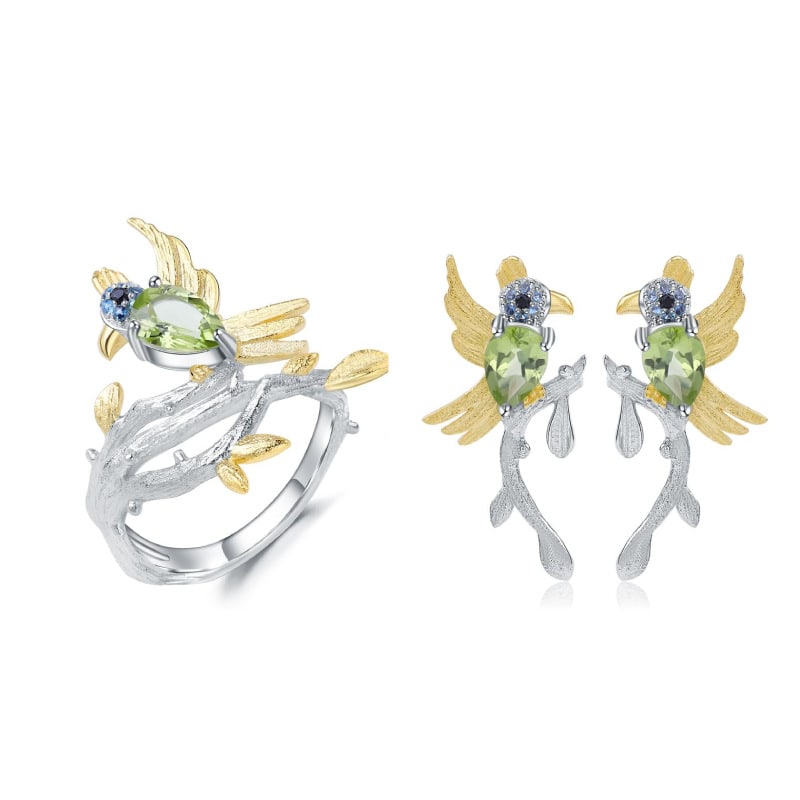 925 Sterling Silver Natural Peridot Jewelry Set: Ref:260821414 // gold content:925 sterling silver // ring size:7. 25us // // main gemstone:peridot // shape:multiple // carat weight: // color:green // treatment:natural // Condition: New High