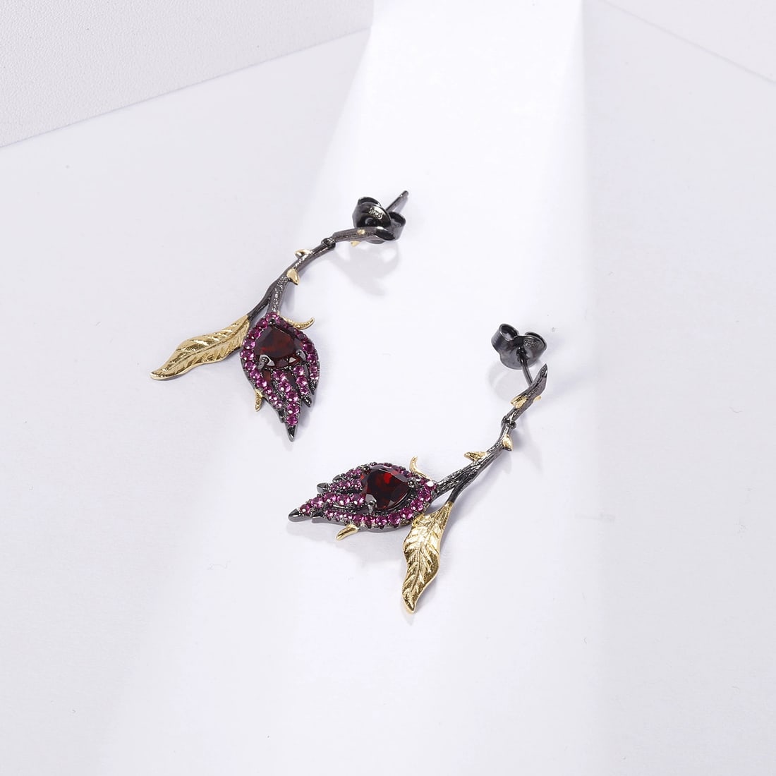 925 Sterling Silver Natural Garnet & Cubic Zirconia Earrings - 4