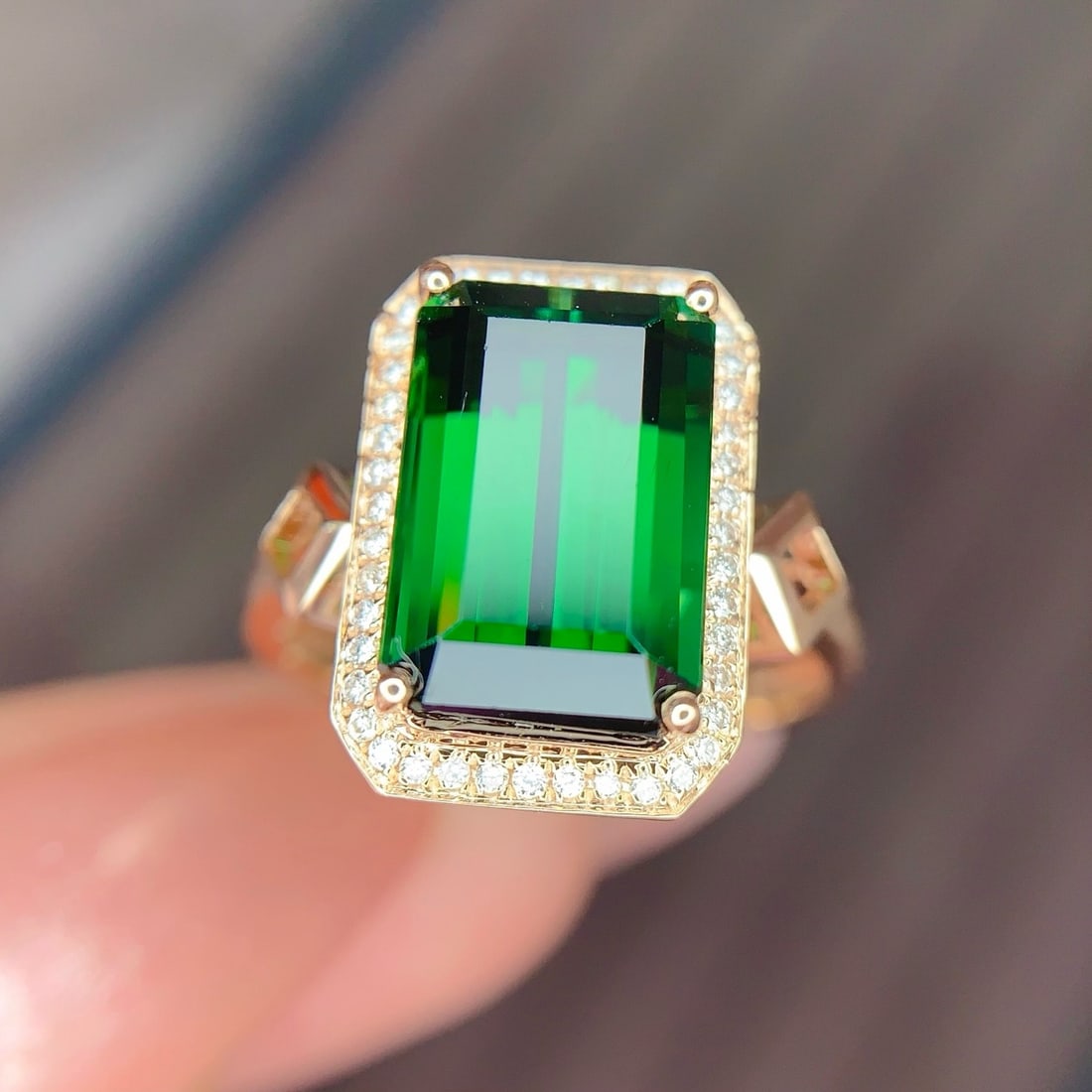 14k Gold 4.5 Ct Natural Tourmaline & Diamond Ring - 6