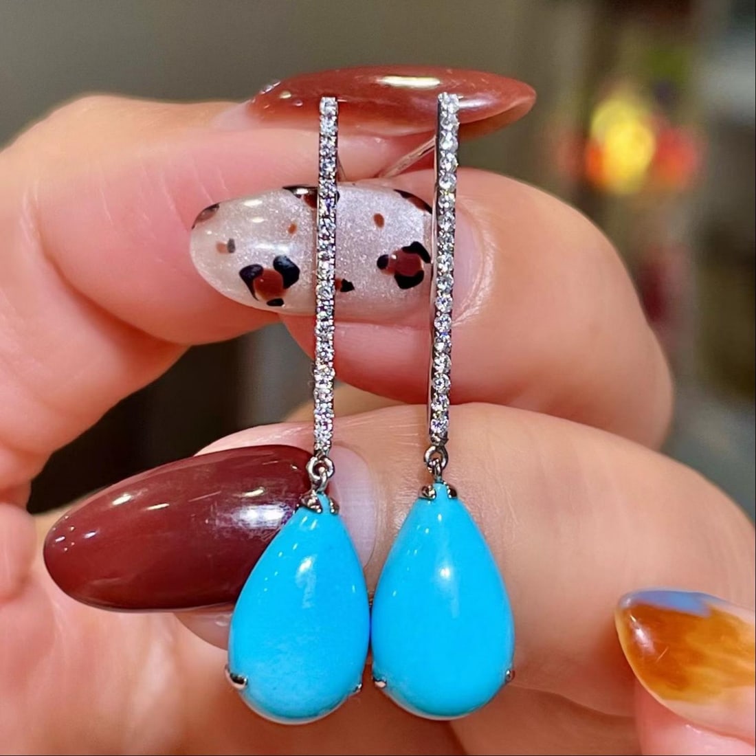 14k Gold 5.95 Ctw Natural Blue Turquoise & Diamond Earrings: Ref:231191160 // gold content:14k gold // main gemstone:blue turquoise // shape:pear // carat weight:5. 75ct // color:blue // treatment:natural // // adjacent gemstone 2 : diamond // shape:round // ca