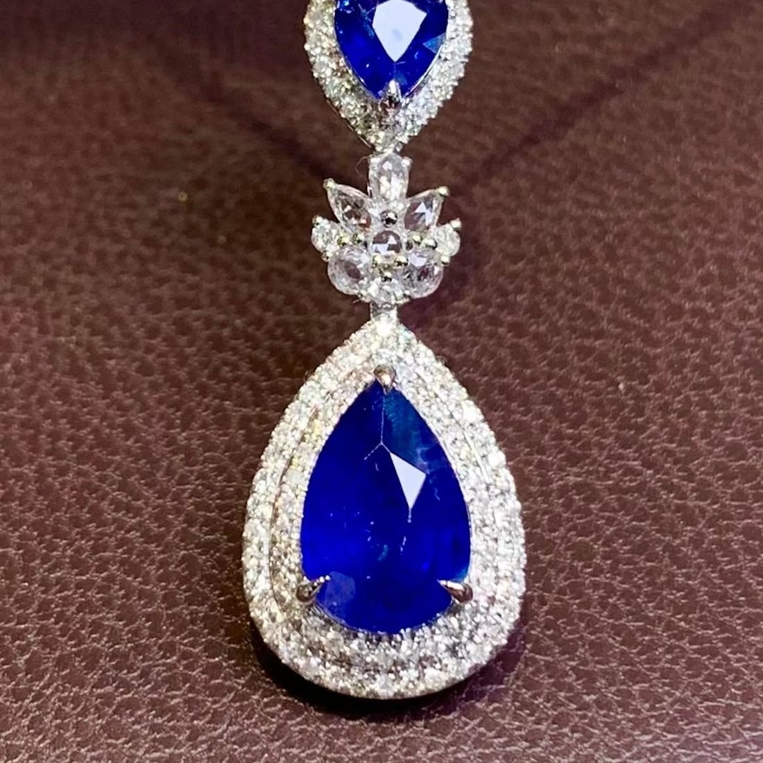 14k Gold 2 Ct Vivid Blue Natural Sapphire & Diamond & Sapphire Pendant( Without Chain ) - 3