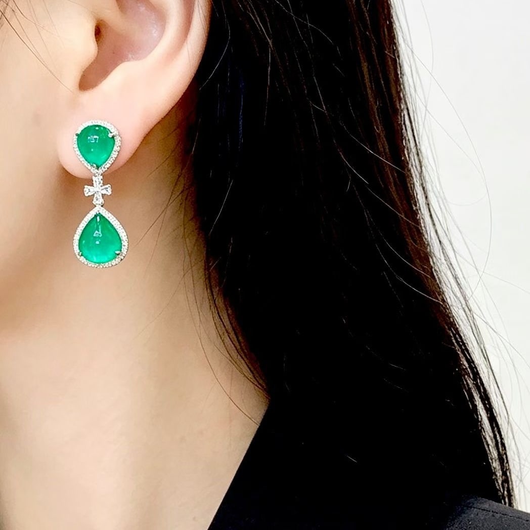 14k Gold 7.3 Ct Natural Emerald & Diamond Earrings - 4