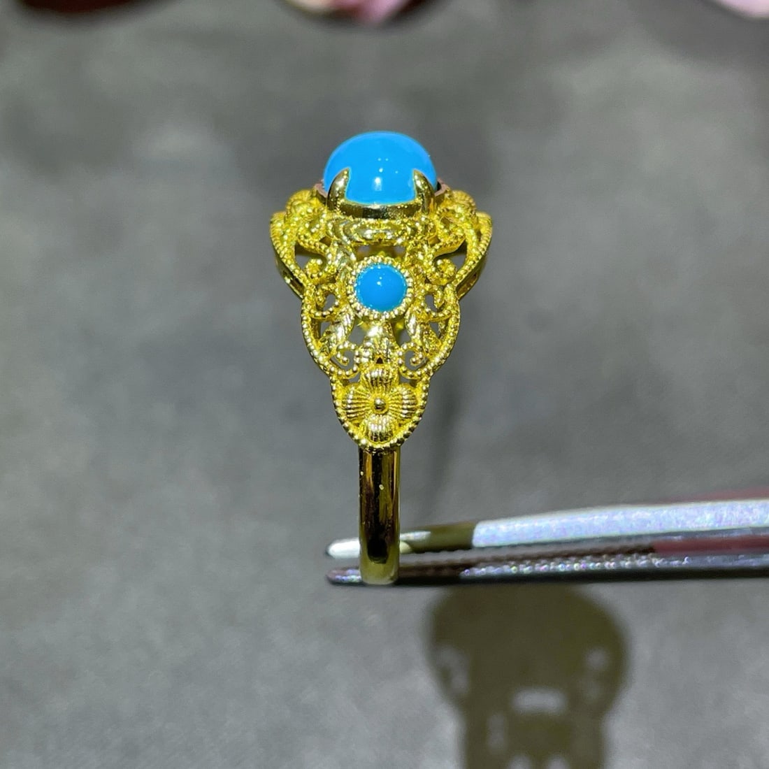 14k Gold 1.27 Ct Natural Blue Turquoise & Blue Turquoise Ring - 4