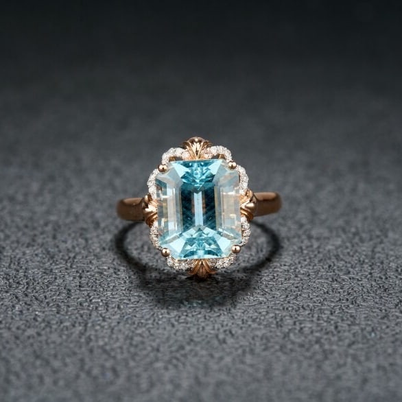 14k Gold 5.24 Ct Natural Aquamarine & Diamond Ring: Ref:231192019 // gold content:14k gold // ring size:7. 25us // // main gemstone:aquamarine // shape:octagonal // carat weight:5. 24ct // color:blue // treatment:natural // // adjacent gemstone 2 :