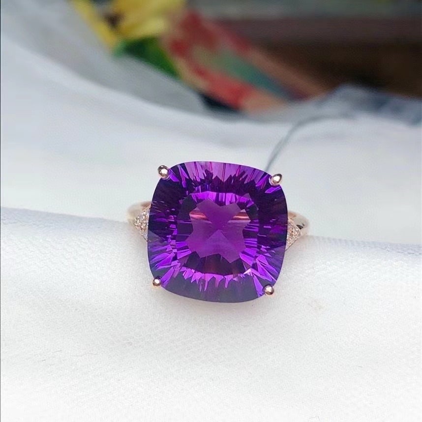 14k Gold 8.30 Ct Natural Amethyst & Diamond Ring - 3