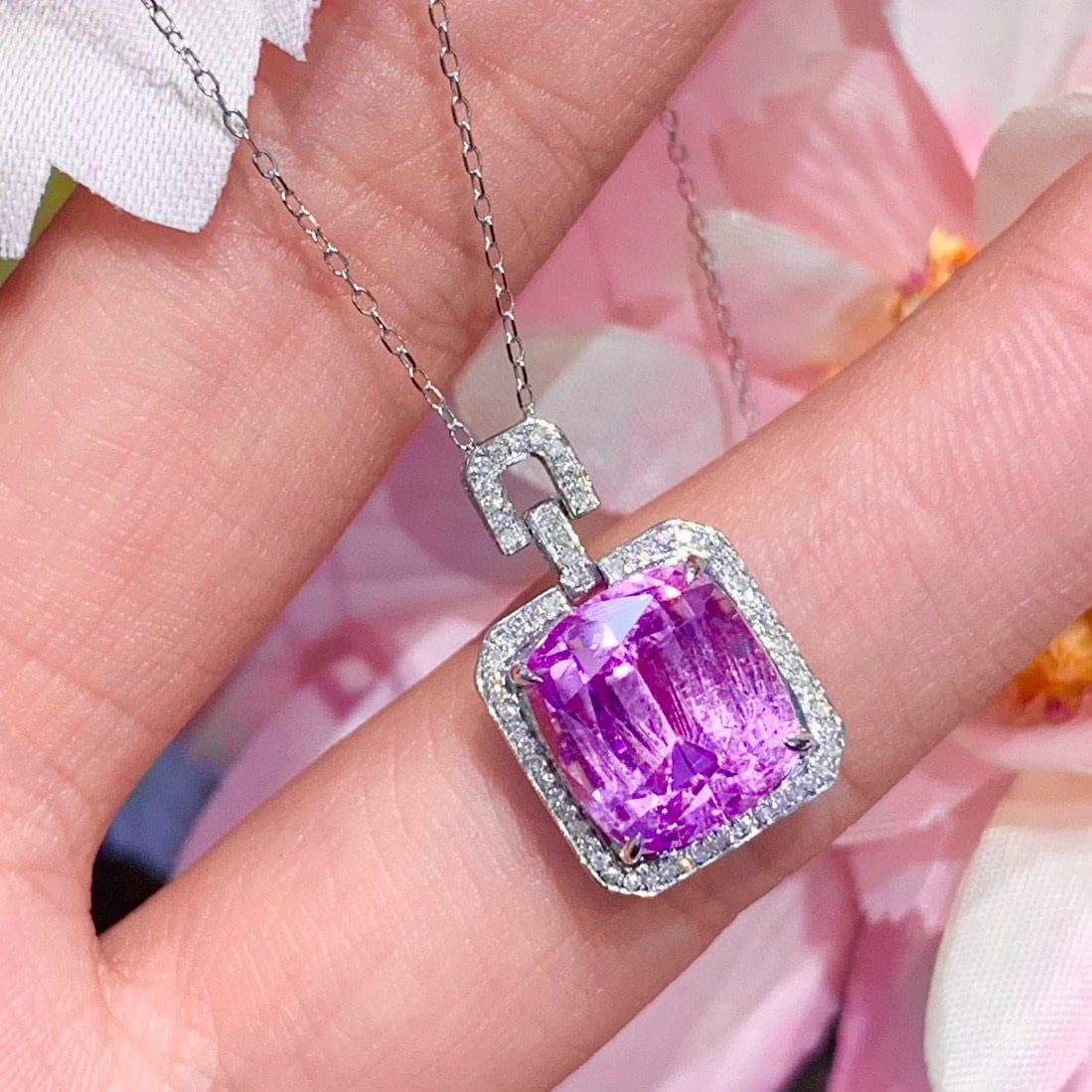 14k Gold 6.65 Ct Natural Kunzite & Diamond Pendant( Without Chain ) - 8