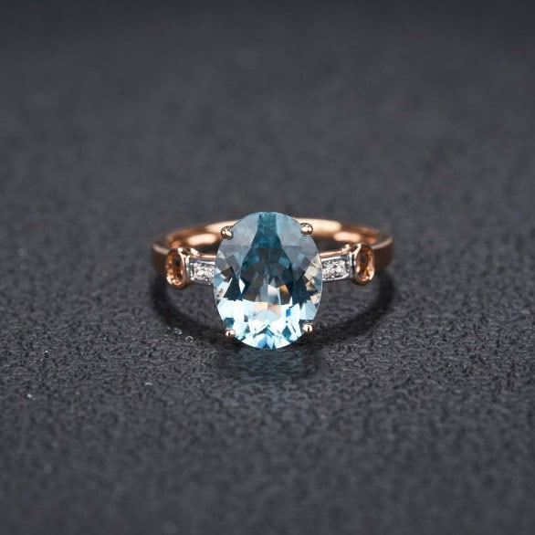 14k Gold 2.73 Ct Natural Aquamarine & Diamond Ring: Ref:231192186 // gold content:14k gold // ring size:7. 25us // // main gemstone:aquamarine // shape:oval // carat weight:2. 73ct // color:blue // treatment:natural // // adjacent gemstone 2 : diamond 