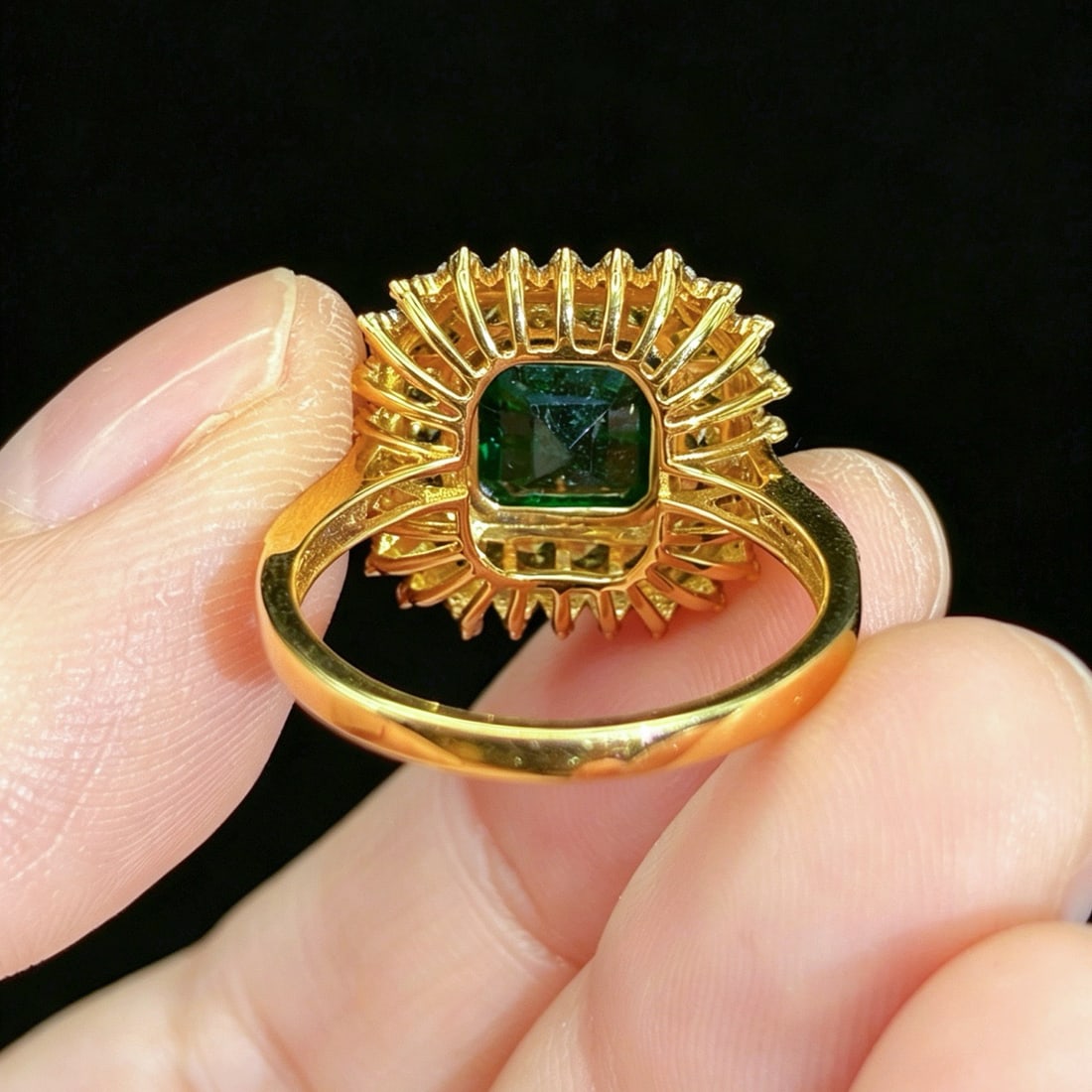 14k Gold 2.56 Ctw Vivid Green Natural Emerald & Sapphire Ring - 5