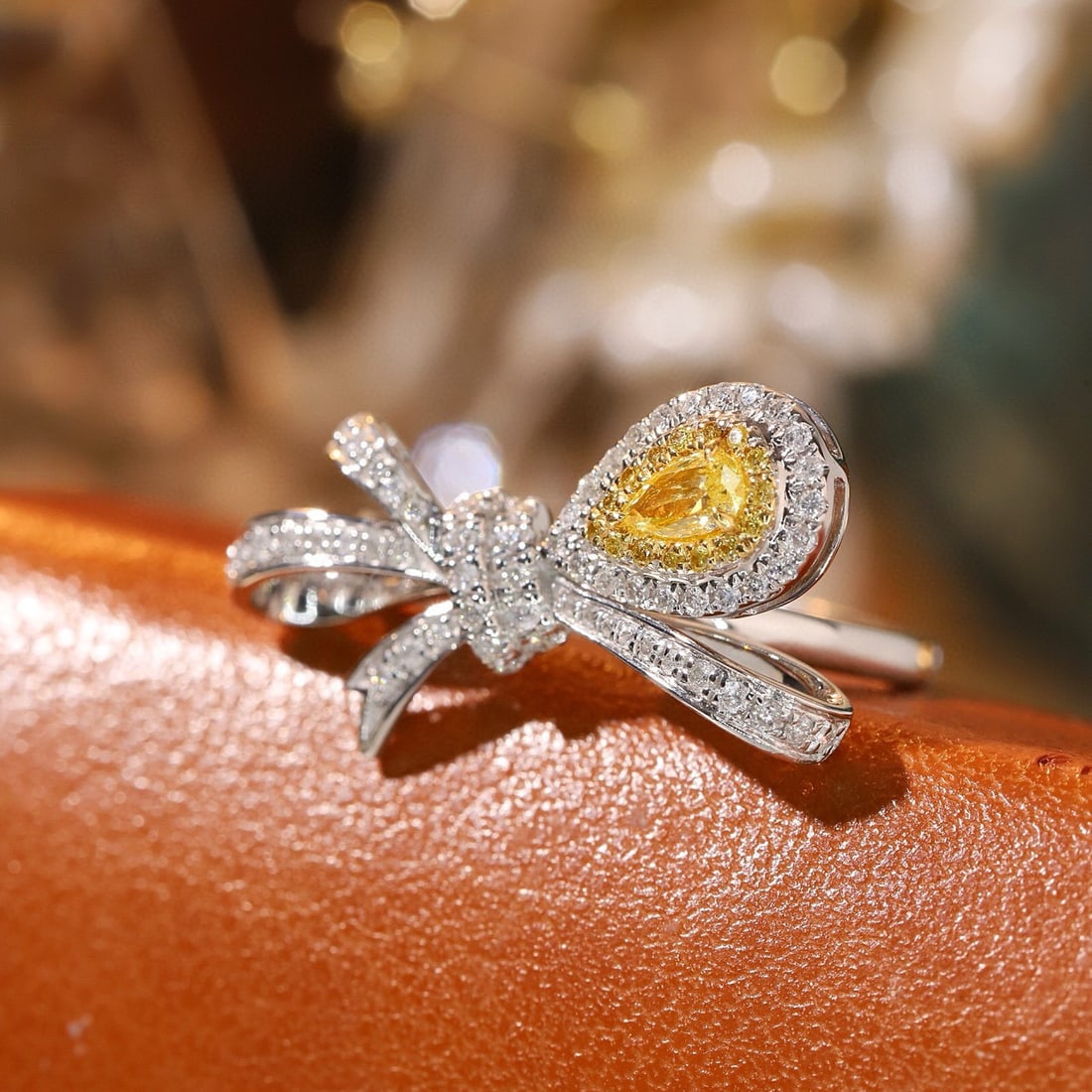 14k Gold 0.50 Ctw Natural Yellow Diamond & Diamond Ring - 3