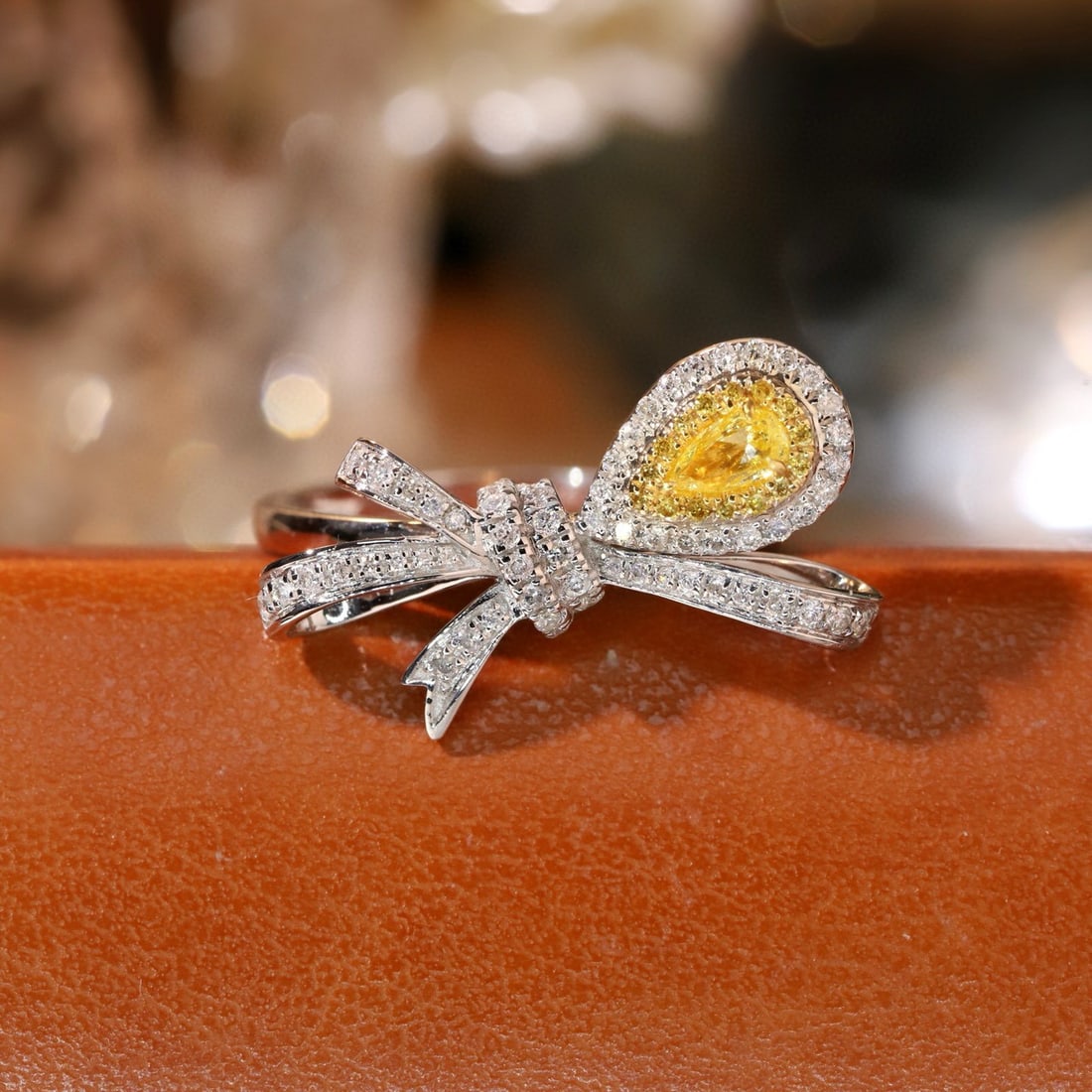 14k Gold 0.50 Ctw Natural Yellow Diamond & Diamond Ring - 8