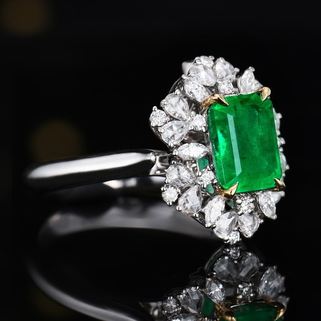 14k Gold 2.03 Ctw Vivid Green Natural Emerald & Diamond Ring - 4
