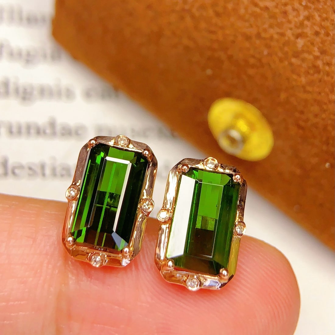 14k Gold 4.62 Ct Natural Tourmaline & Diamond Earrings - 3