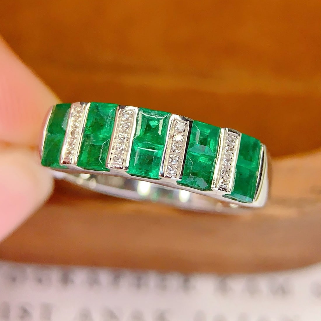 14k Gold 1.5 Ct Natural Emerald & Diamond Ring - 5