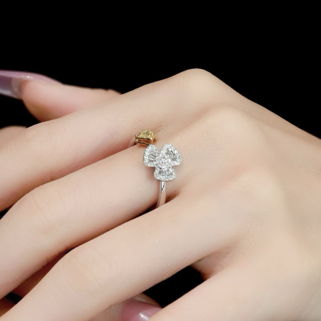 14k Gold 0.58 Ct Natural Color Diamond Ring - 5