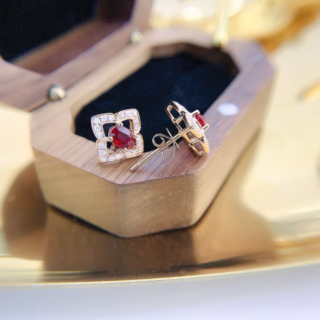 14k Gold 0.82 Ctw Natural Ruby & Diamond Earrings - 4