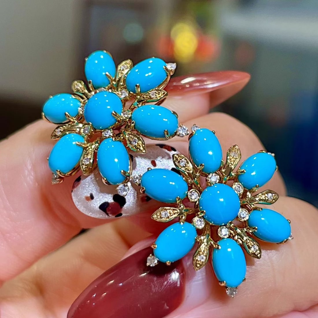 14k Gold 6.31 Ctw Natural Blue Turquoise & Diamond Earrings: Ref:231192381 // gold content:14k gold // main gemstone:blue turquoise // shape:multiple // carat weight:6. 08ct // color:blue // treatment:natural // // adjacent gemstone 2 : diamond // shape:round /