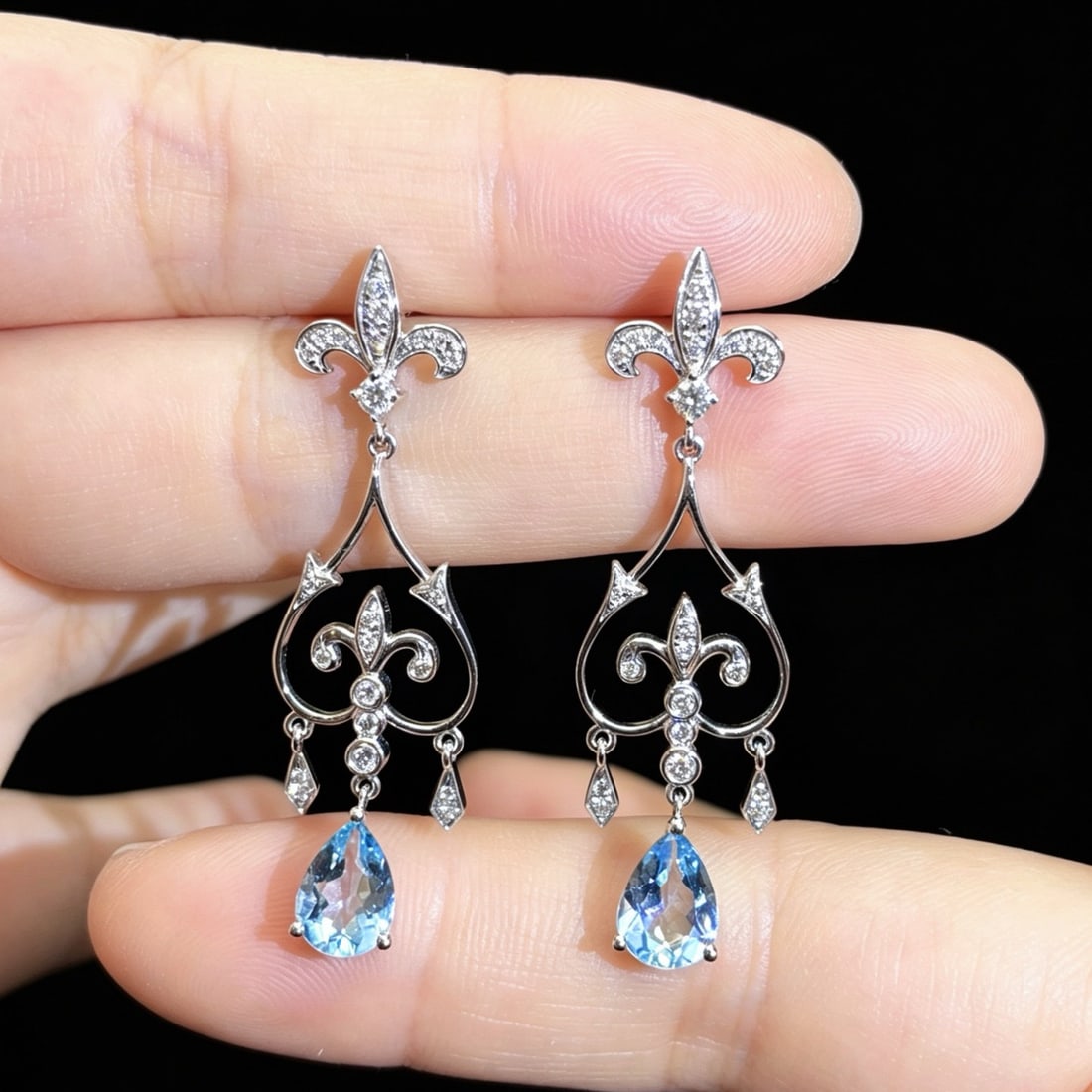 14k Gold 2.35 Ctw Natural Aquamarine & Diamond Earrings - 2
