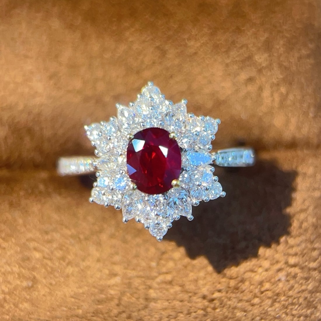 14k Gold 1.60 Ctw Vivid Red Natural Ruby & Diamond Ring: Ref:231192449 // gold content:14k gold // ring size:7. 25us // // main gemstone:ruby // shape:oval // carat weight:0. 72ct // color:vivid red // treatment:natural // // adjacent gemstone 2 : diamond