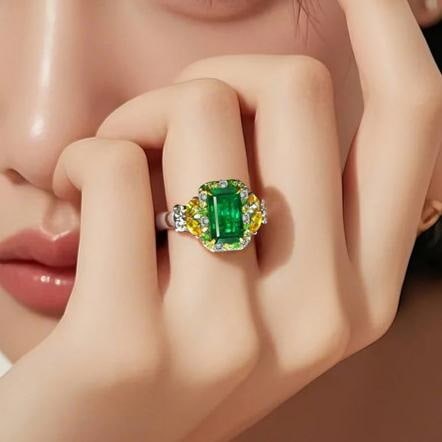 14k Gold 2.12 Ctw Natural Emerald & Diamond Ring - 4