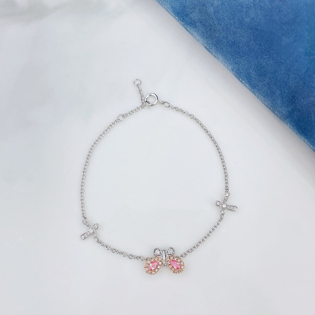 14k Gold 0.34 Ctw Natural Pink Diamond & Diamond & Butterfly Bracelet: Ref:231193093 // gold content:14k gold // main gemstone:pink diamond // shape:pear // carat weight:0. 14ct // color:pink // treatment:natural // // adjacent gemstone 2 : diamond // shape:round //