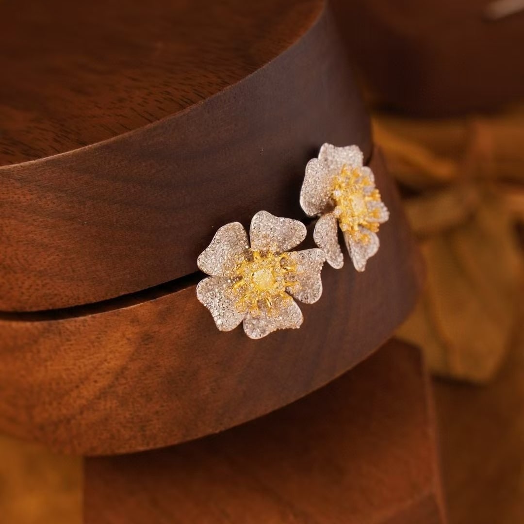 14k Gold 1.1 Ct Natural Color Diamond & Flowers Earrings - 3