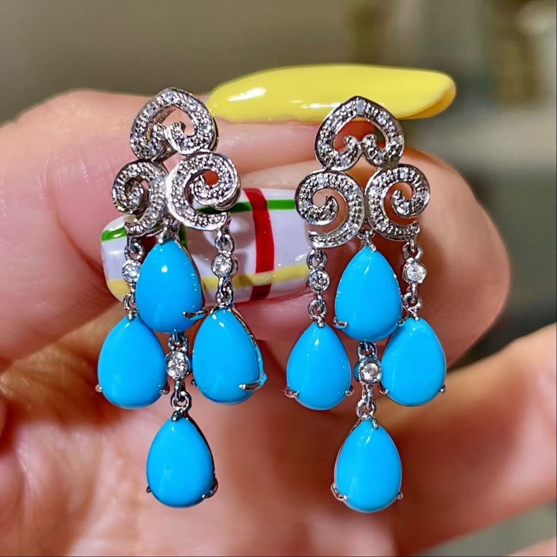 14k Gold 5.82 Ctw Natural Blue Turquoise & Diamond Earrings: Ref:231193111 // gold content:14k gold // main gemstone:blue turquoise // shape:pear // carat weight:5. 66ct // color:blue // treatment:natural // // adjacent gemstone 2 : diamond // shape:round //