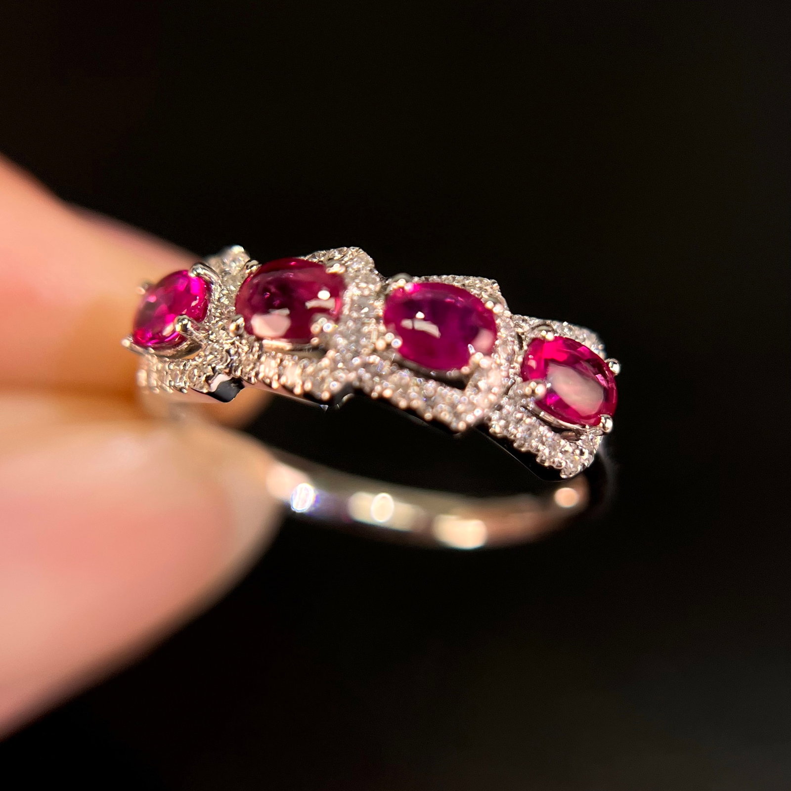 14k Gold 1.03 Ctw Natural Ruby & Diamond Ring - 3