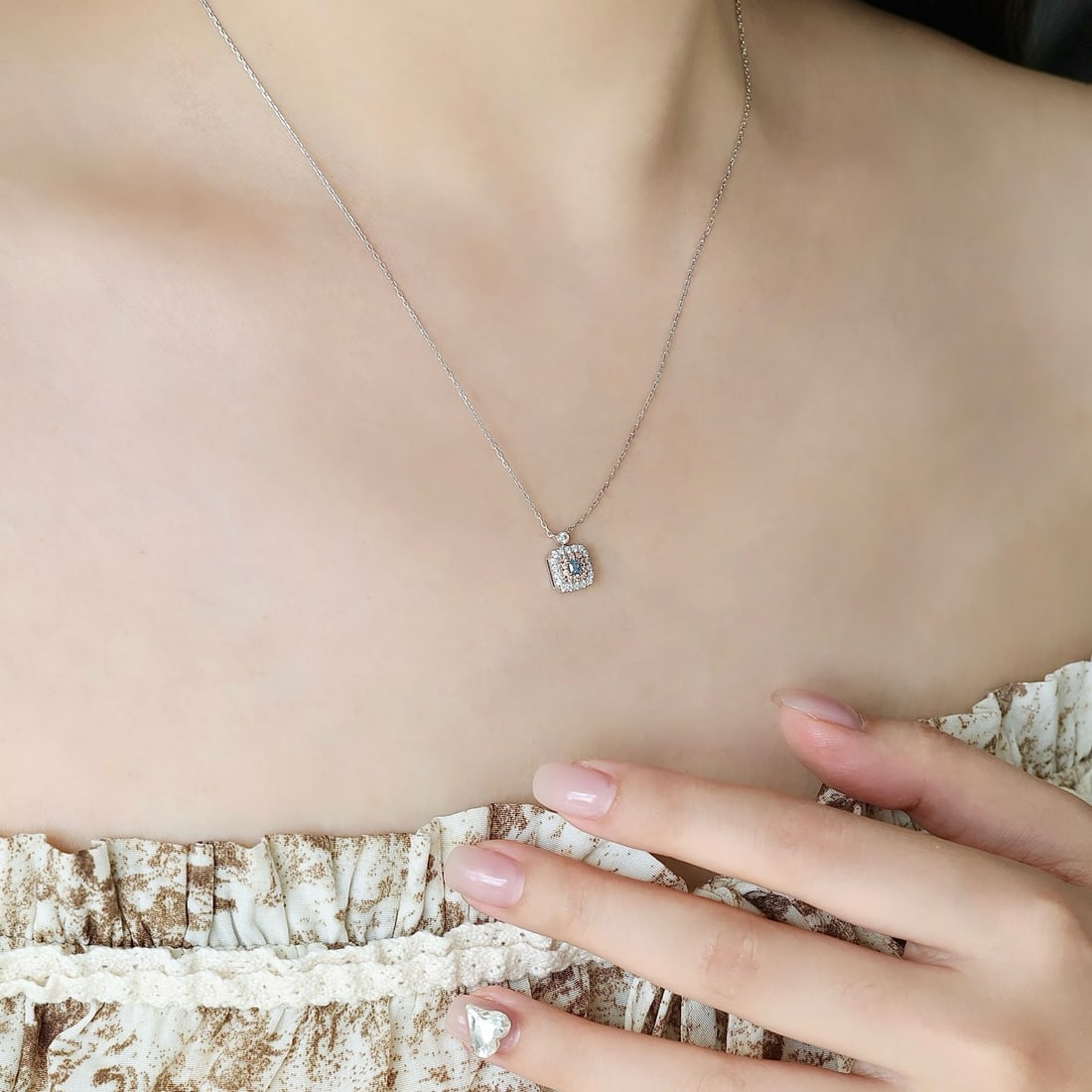 14k Gold 0.27 Ctw Natural Blue Diamond & Diamond Necklace - 2