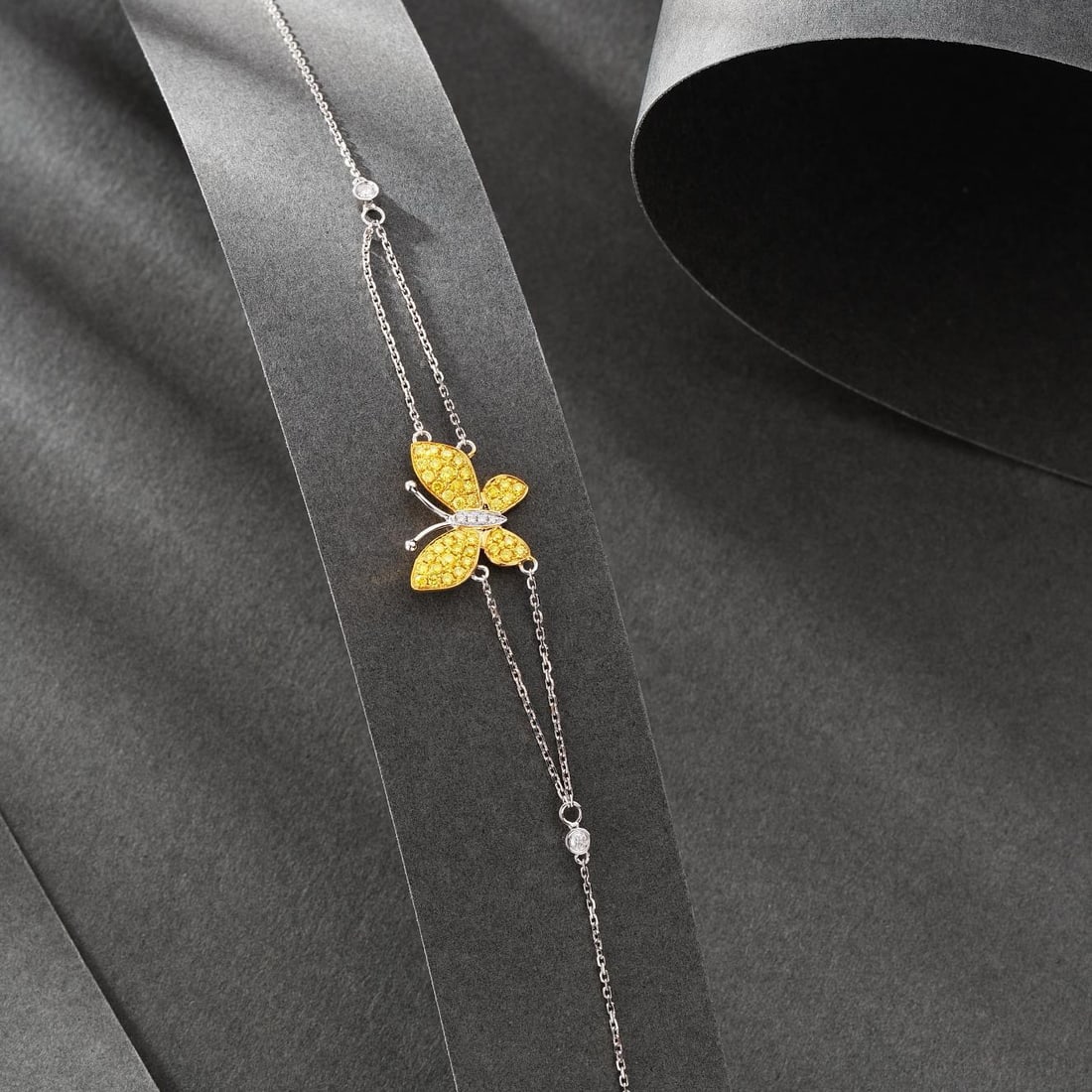 14k Gold 0.38 Ctw Natural Yellow Diamond & Diamond & Butterfly Bracelet - 3