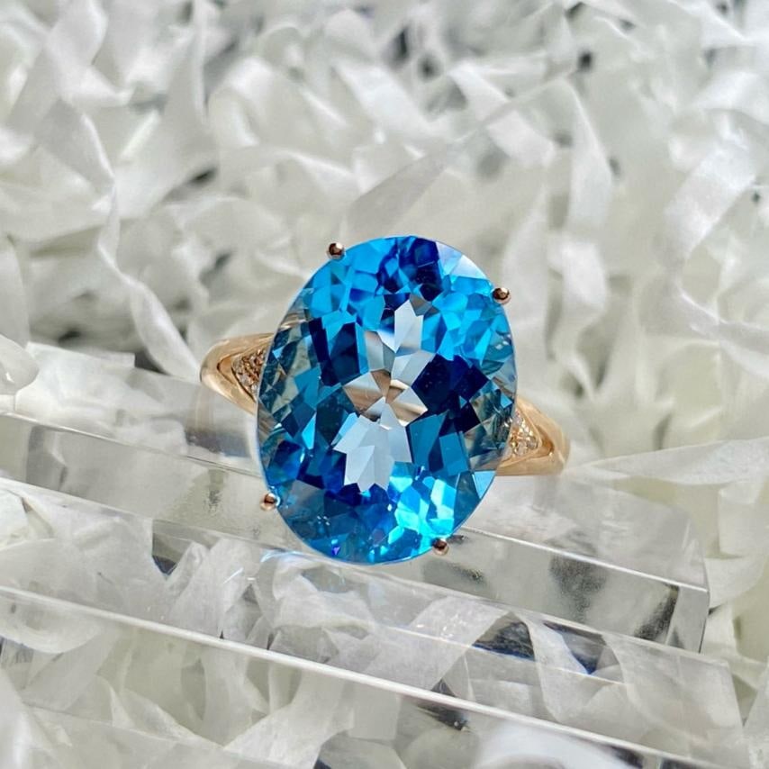 14k Gold 9.25 Ct Natural Topaz & Diamond Ring - 2