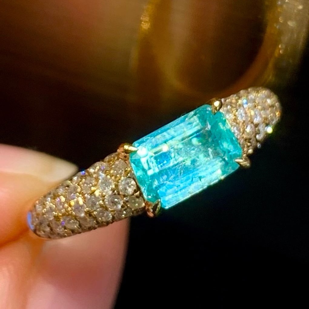 14k Gold 0.8 Ct Natural Paraiba Tourmaline & Diamond Ring - 4