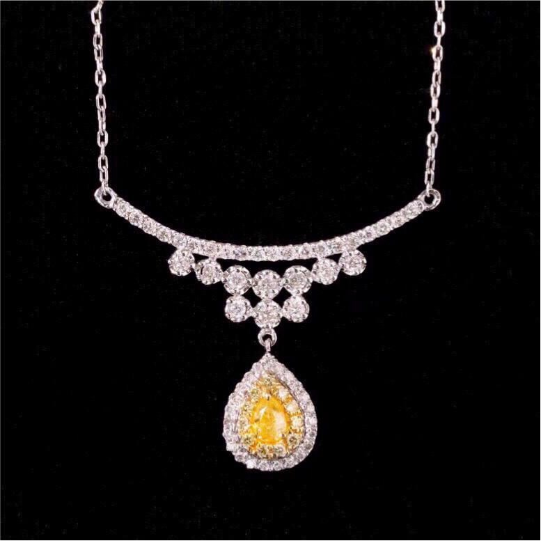14k Gold 0.38 Ctw Natural Yellow Diamond & Diamond Necklace: Ref:231193189 // gold content:14k gold // main gemstone:yellow diamond // shape:pear // carat weight:0. 1ct // color:yellow // treatment:natural // // adjacent gemstone 2 : diamond // shape:round //