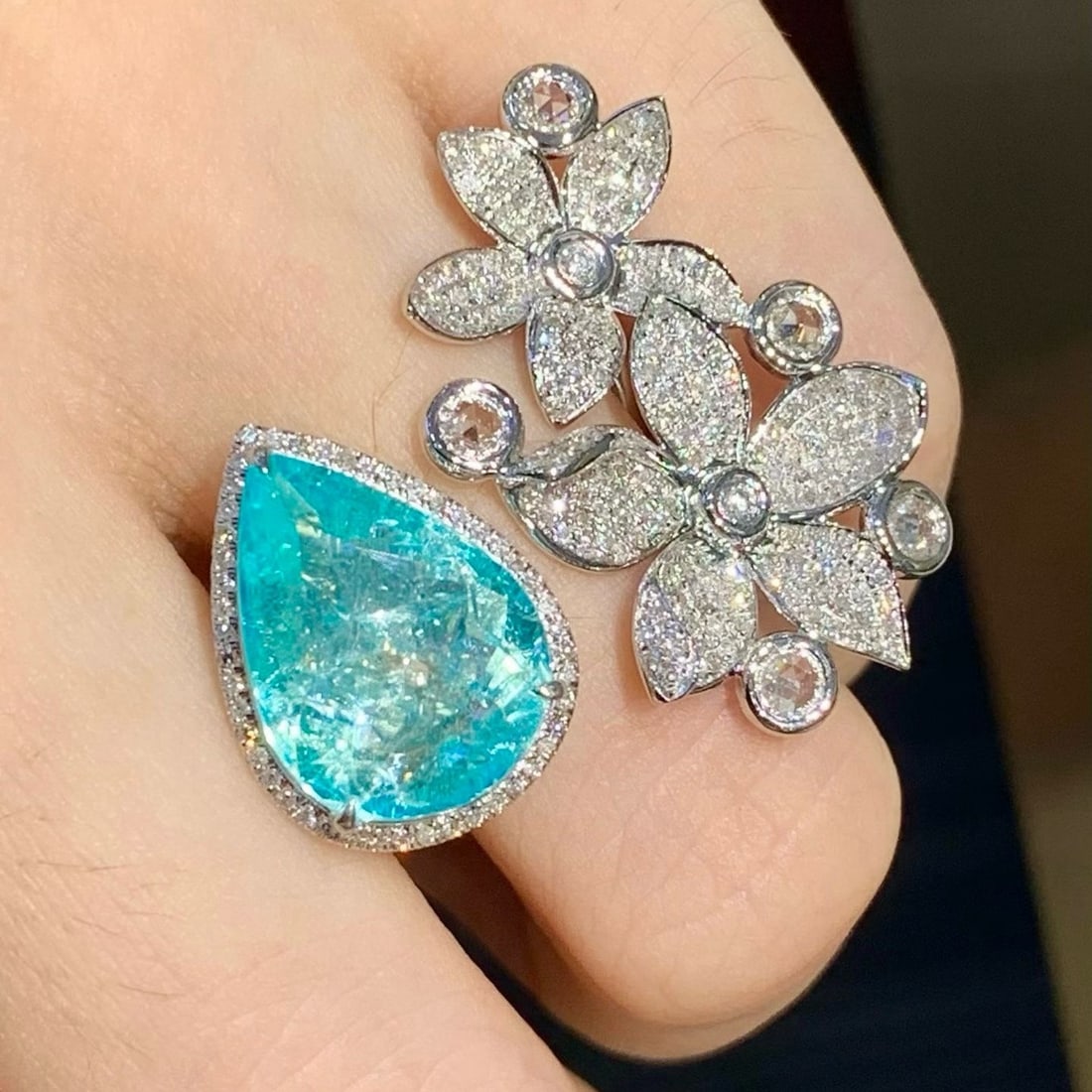 14k Gold 6.85 Ct Natural Paraiba Tourmaline & Diamond Ring - 3