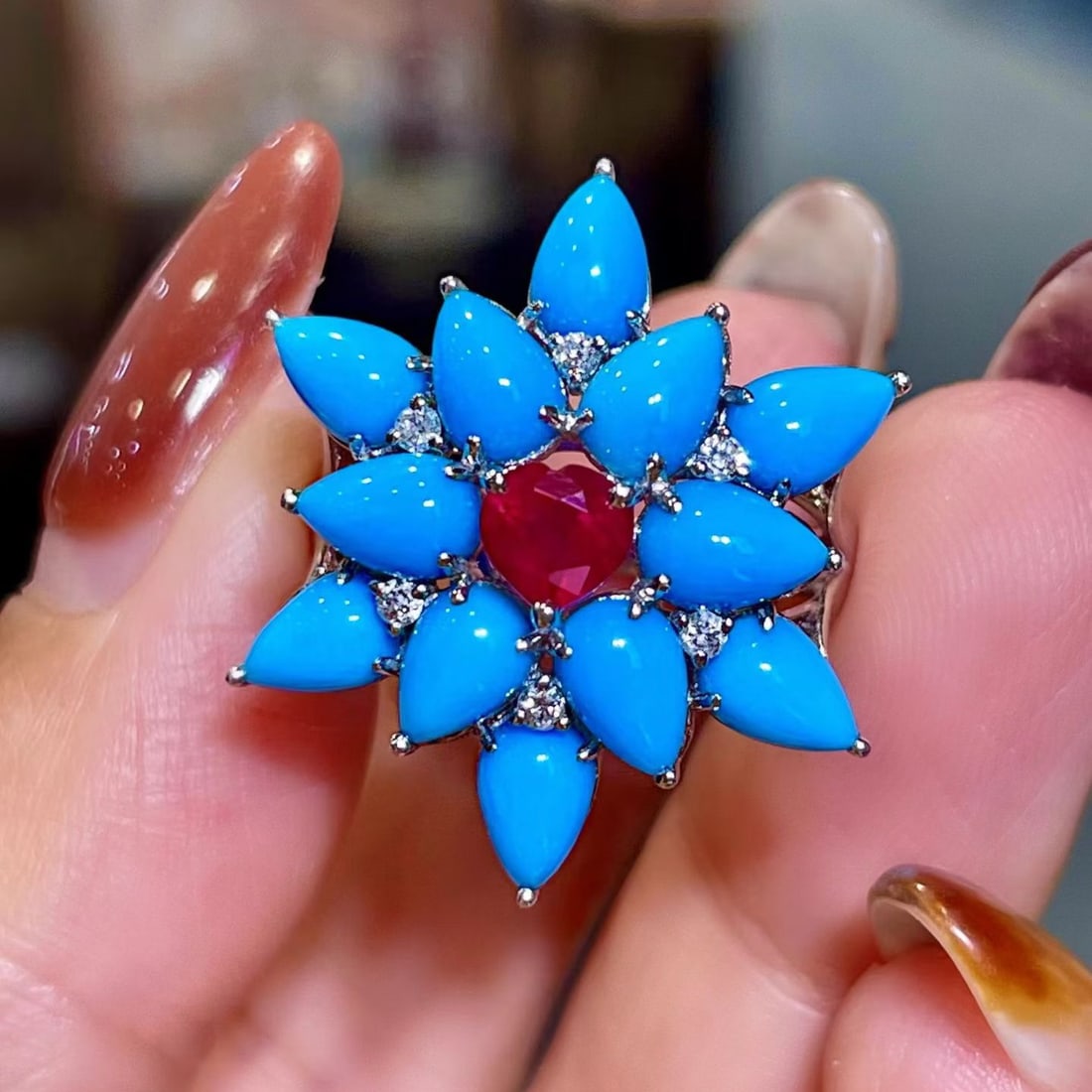 14k Gold 0.61 Ctw Natural Ruby & Diamond Ring: Ref:231193241 // gold content:14k gold // ring size:7. 25us // // main gemstone:ruby // shape:heart // carat weight:0. 52ct // color:red // treatment:natural // // adjacent gemstone 2 : diamond // sha