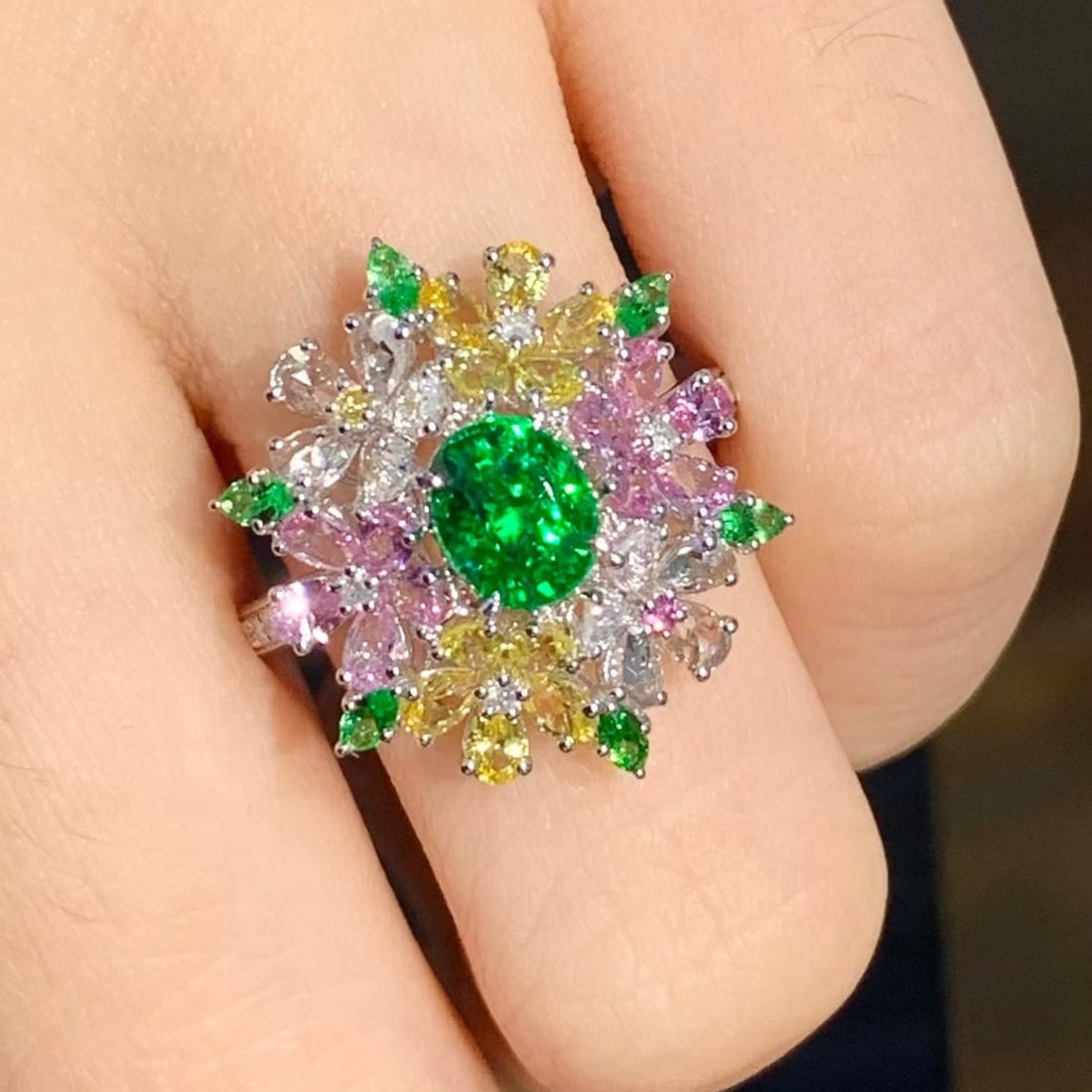 14k Gold 1.06 Ct Natural Tsavorite & Diamond & Coloured Gemstone Ring - 3