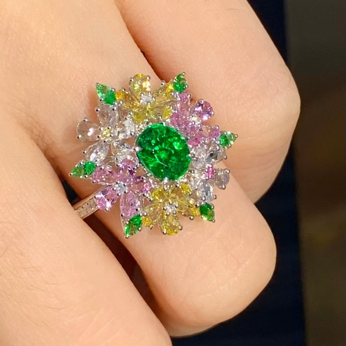 14k Gold 1.06 Ct Natural Tsavorite & Diamond & Coloured Gemstone Ring - 4