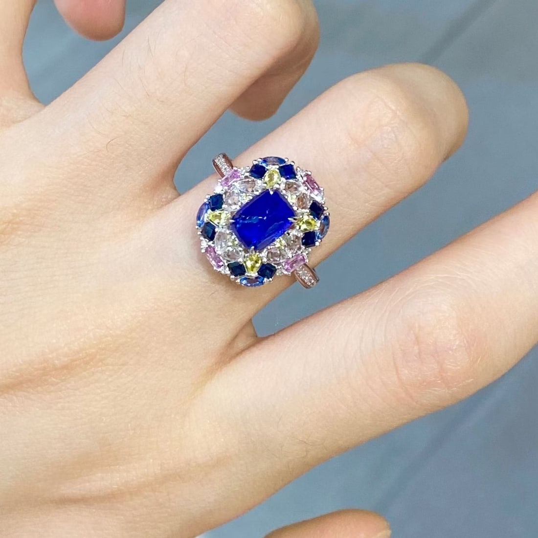 14k Gold 1.53 Ct Natural Sapphire & Diamond & Sapphire Ring - 5