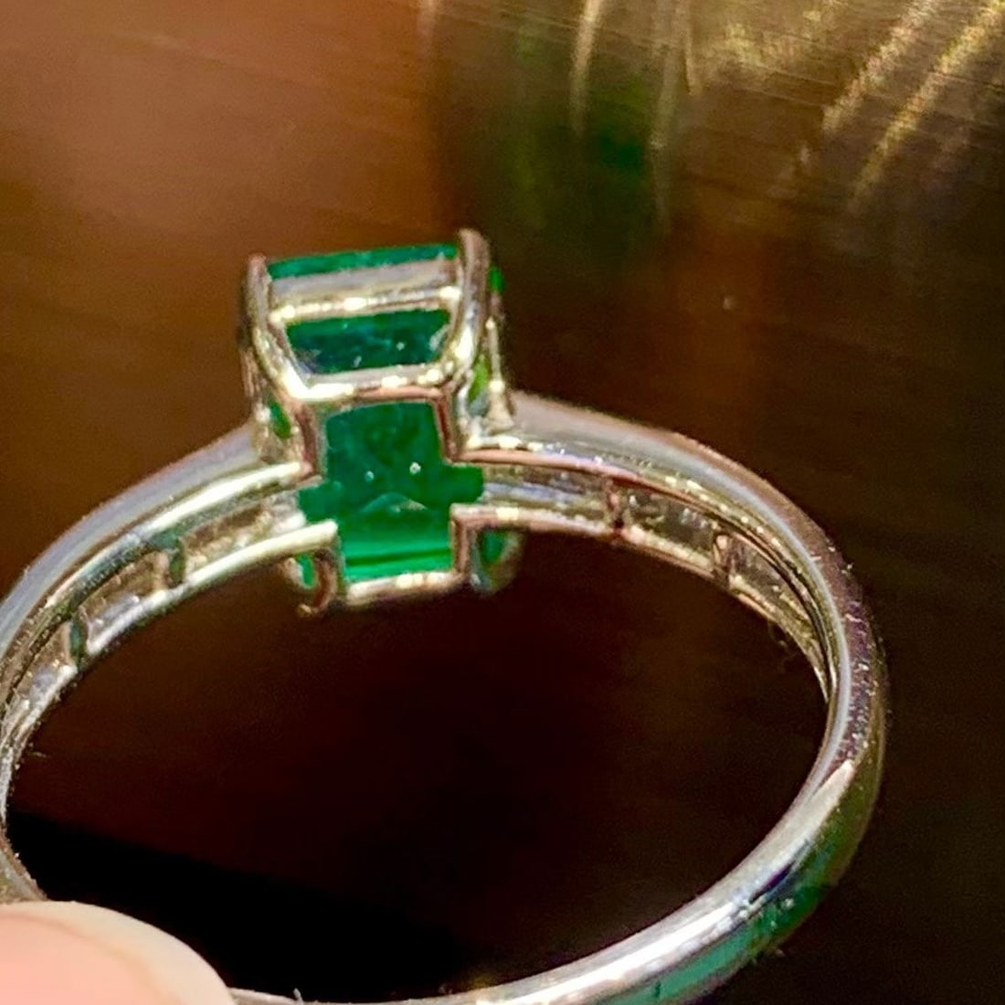 14k Gold 1.8 Ct Natural Emerald & Diamond Ring - 2