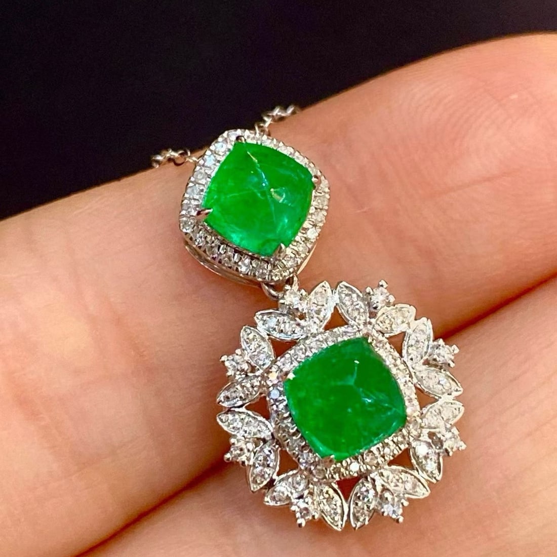 14k Gold 1.8 Ct Natural Emerald & Diamond Pendant( Without Chain ) - 4