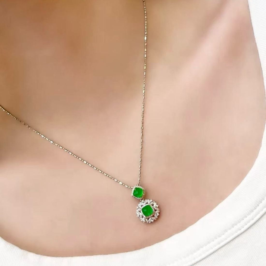 14k Gold 1.8 Ct Natural Emerald & Diamond Pendant( Without Chain ) - 5