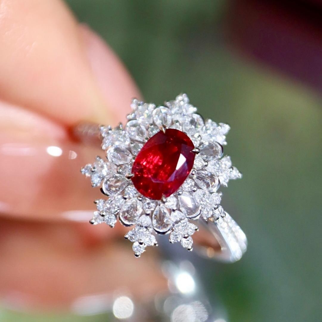 14k Gold 1.58 Ctw Vivid Red Natural Ruby & Diamond Ring: Ref:231194032 // gold content:14k gold // ring size:7. 25us // // main gemstone:ruby // shape:oval // carat weight:0. 84ct // color:vivid red // treatment:natural // // adjacent gemstone 2 : diamond